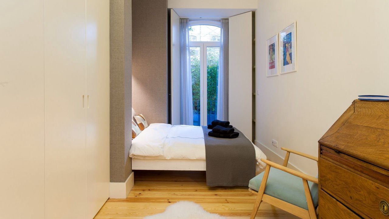 Photo of Bedroom in Baixa