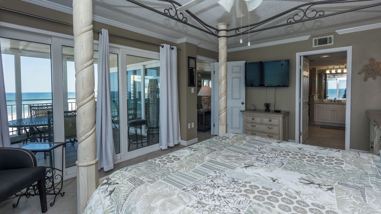 Photo of Bedroom in Gulf Lagoon Beach