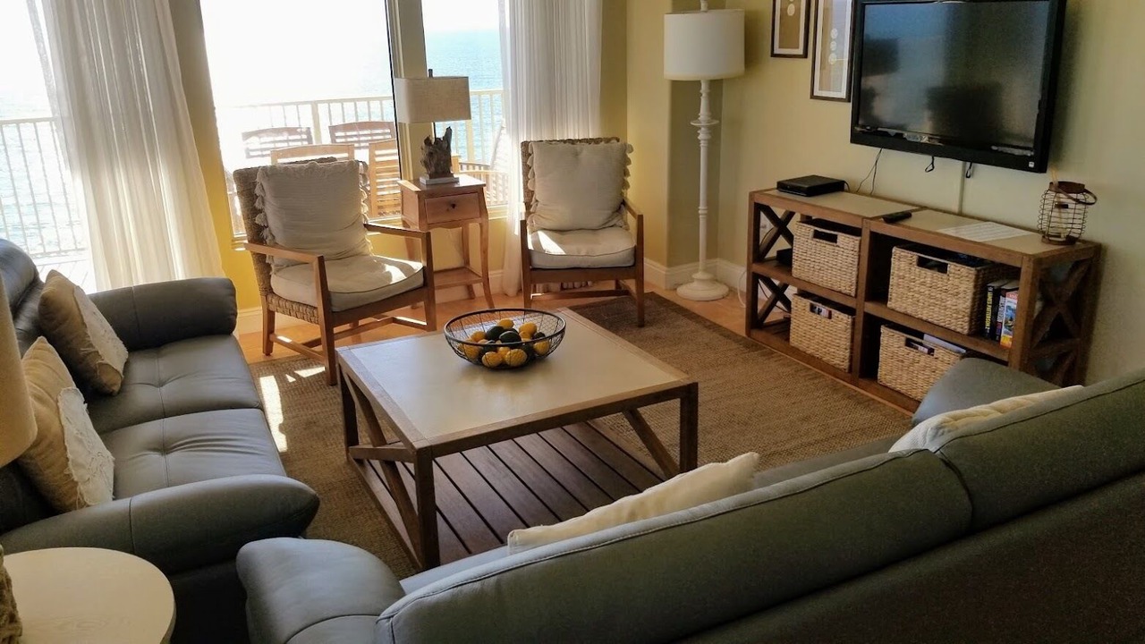 Photo of Livingroom in Thomas Drive