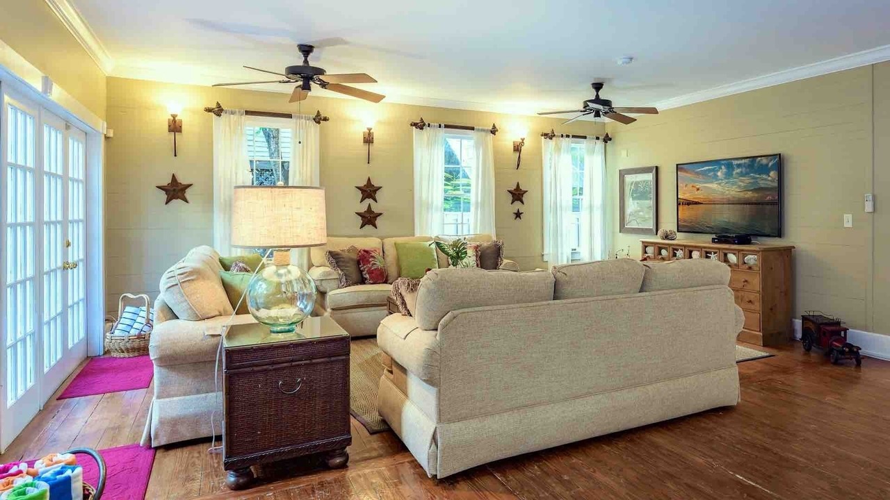 Photo of Bedroom in Historic Seaport