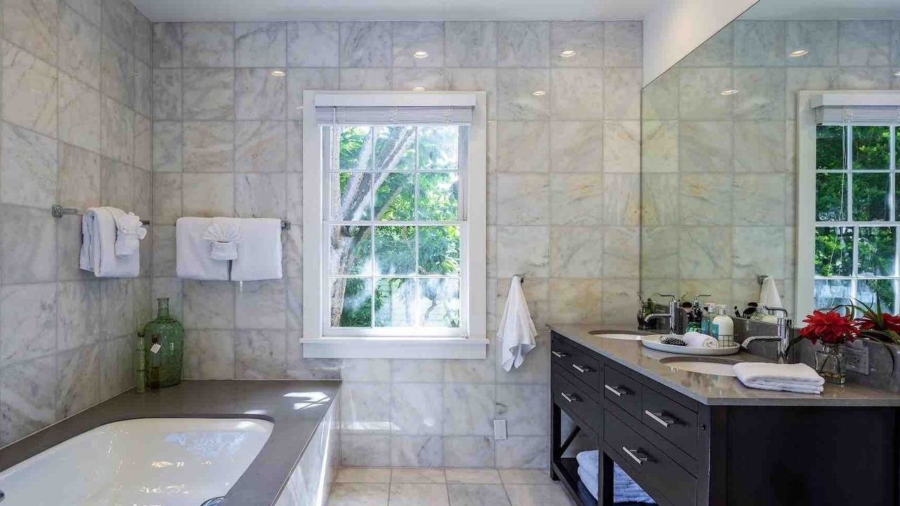 Photo of Bathroom in Historic Seaport