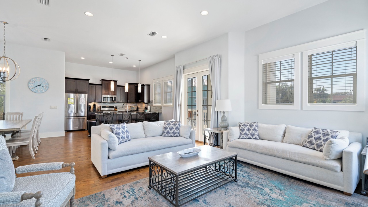 Photo of Bedroom in Crystal Shores