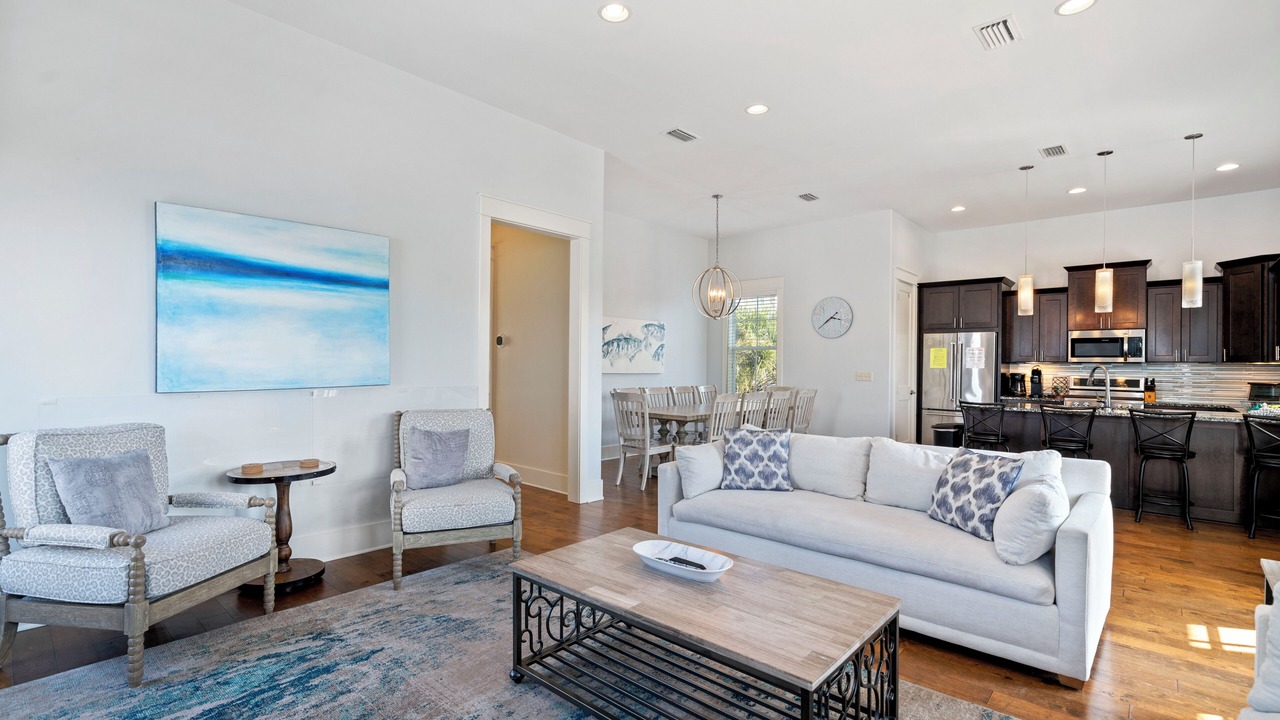 Photo of Bedroom in Crystal Shores