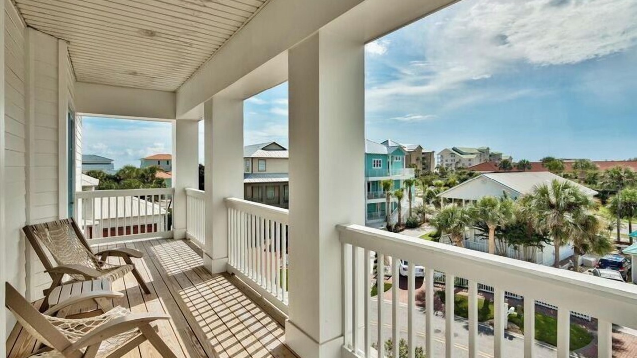 Photo of Outdoor in Crystal Shores