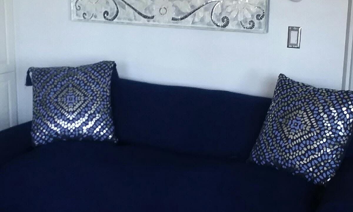 Photo of Livingroom in Commercial Street
