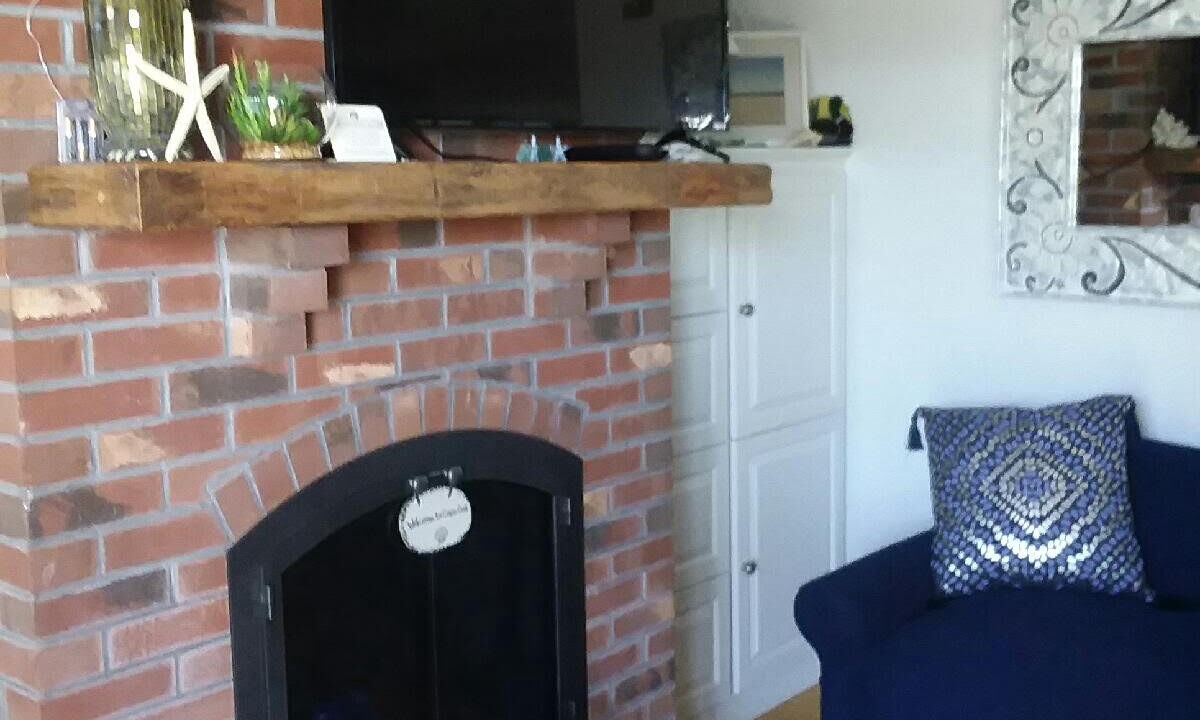 Photo of Livingroom in Commercial Street