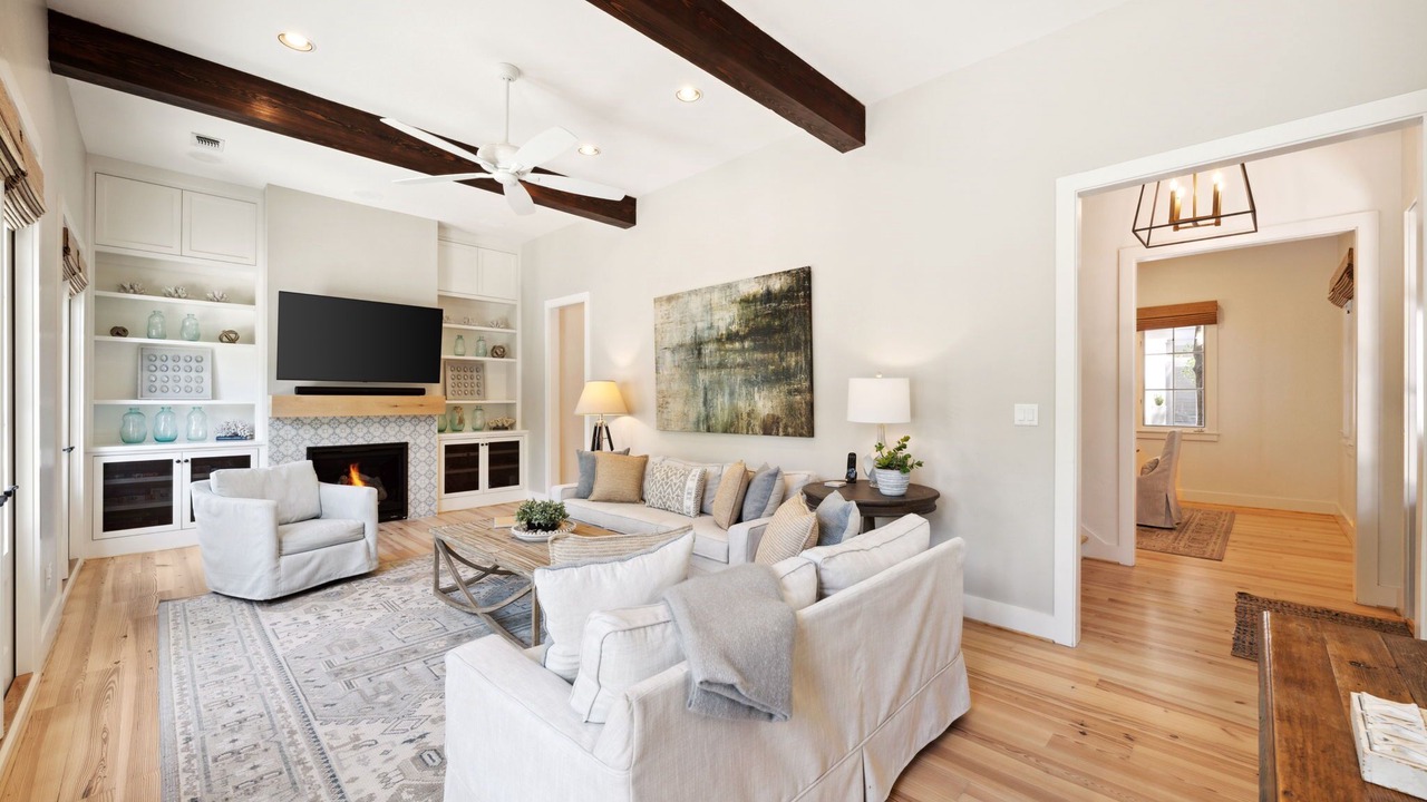 Photo of Livingroom in Rosemary Beach