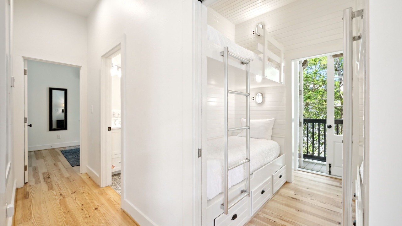 Photo of Bedroom in Rosemary Beach