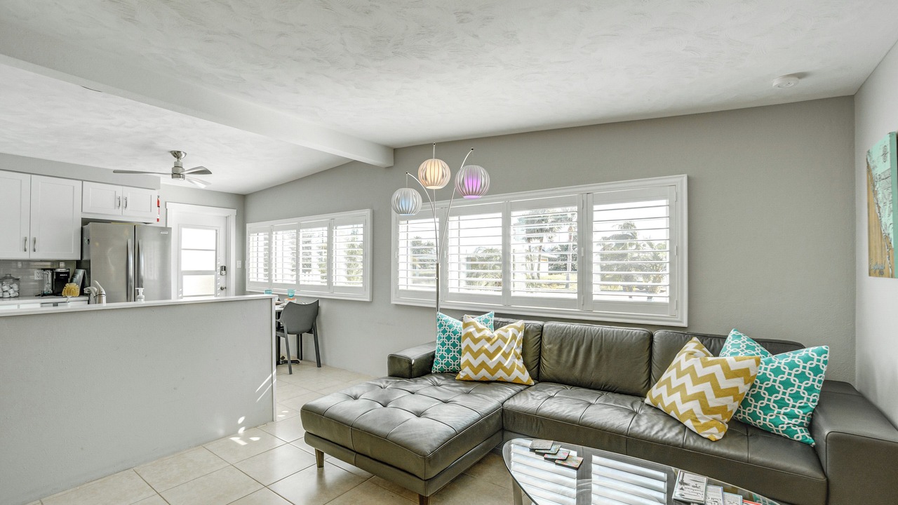 Photo of Livingroom in Englewood