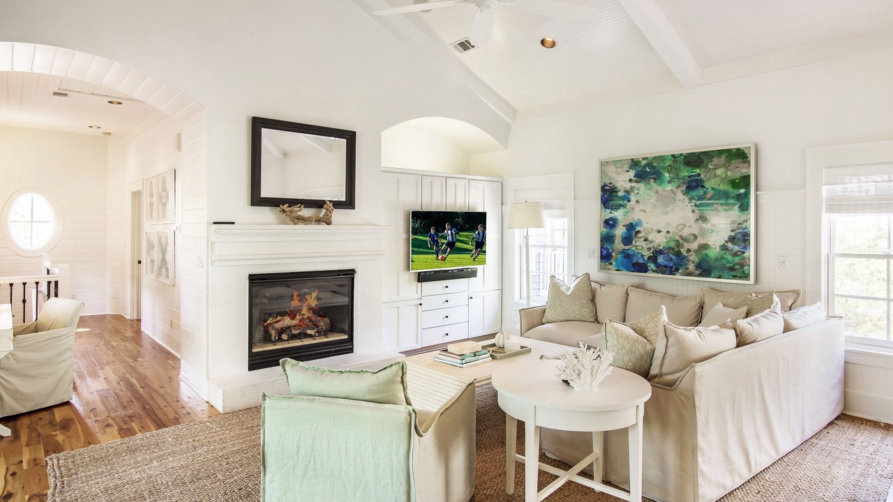 Photo of Bedroom in Rosemary Beach