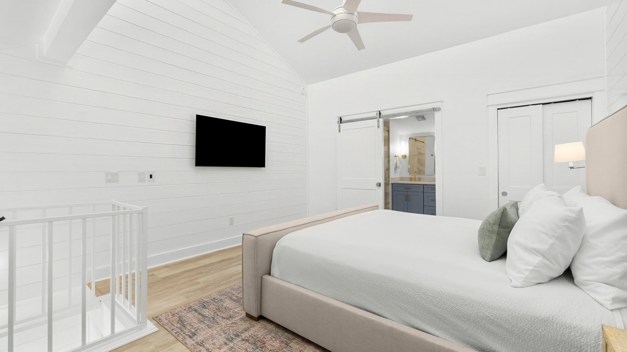 Photo of Bedroom in Seacrest