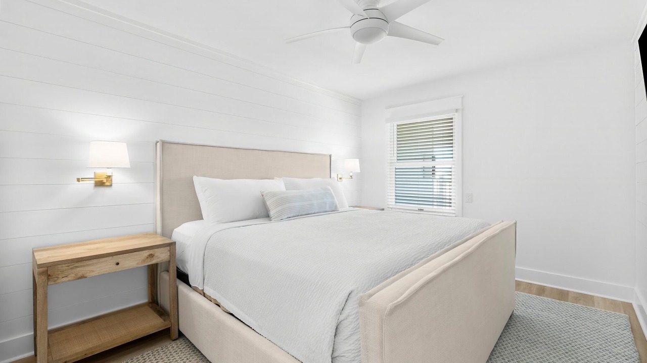 Photo of Bedroom in Seacrest