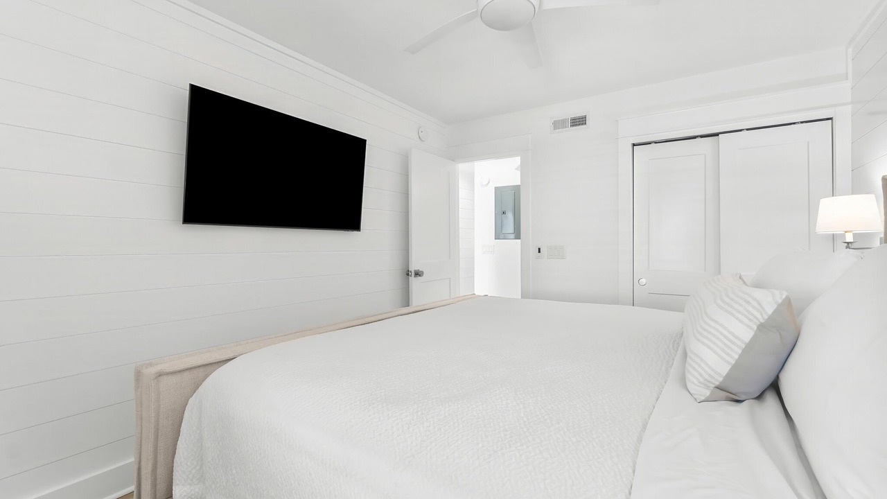 Photo of Bedroom in Seacrest