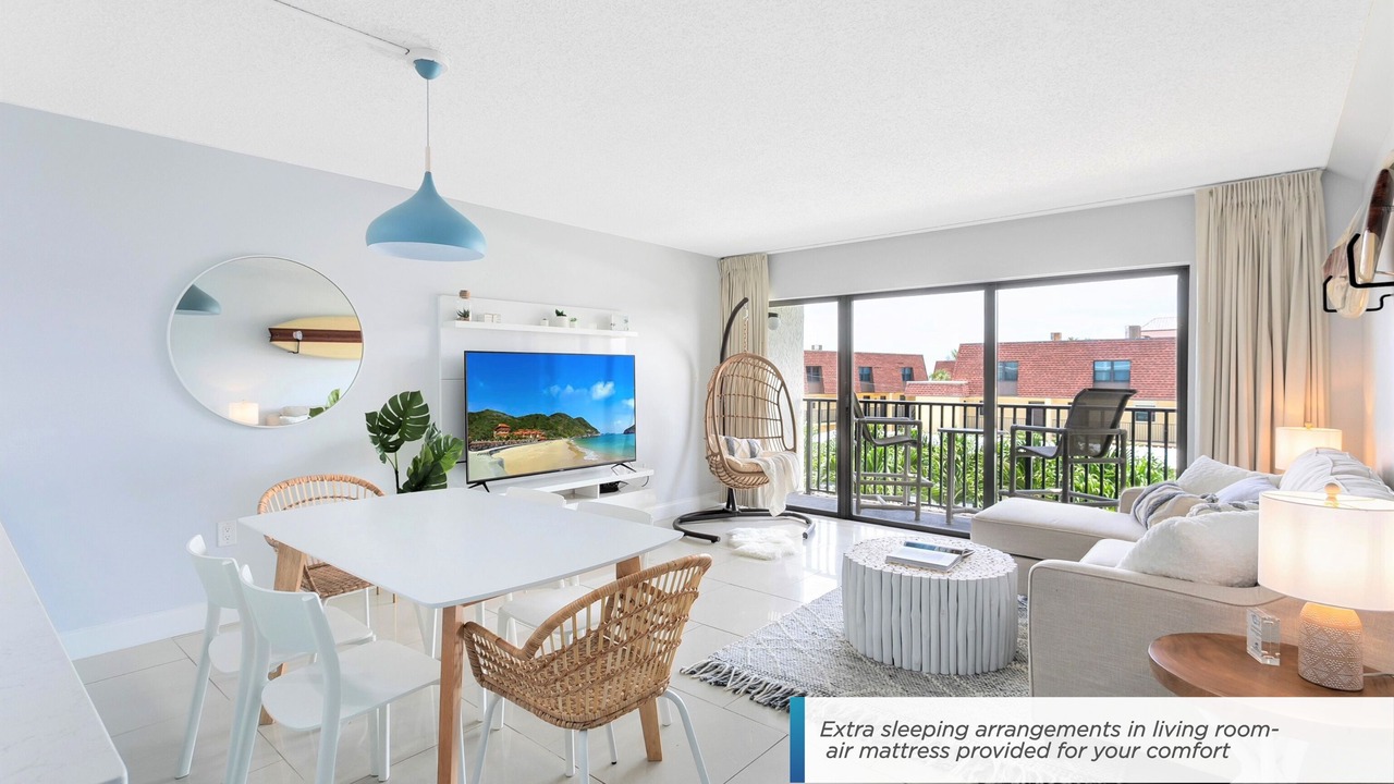 Photo of Livingroom in Cocoa Beach