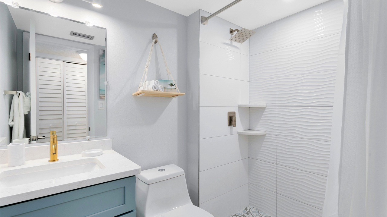 Photo of Bathroom in Cocoa Beach