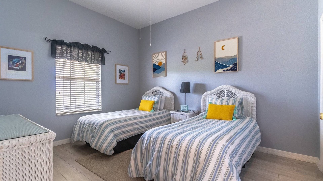 Photo of Bedroom in Bahama Bay