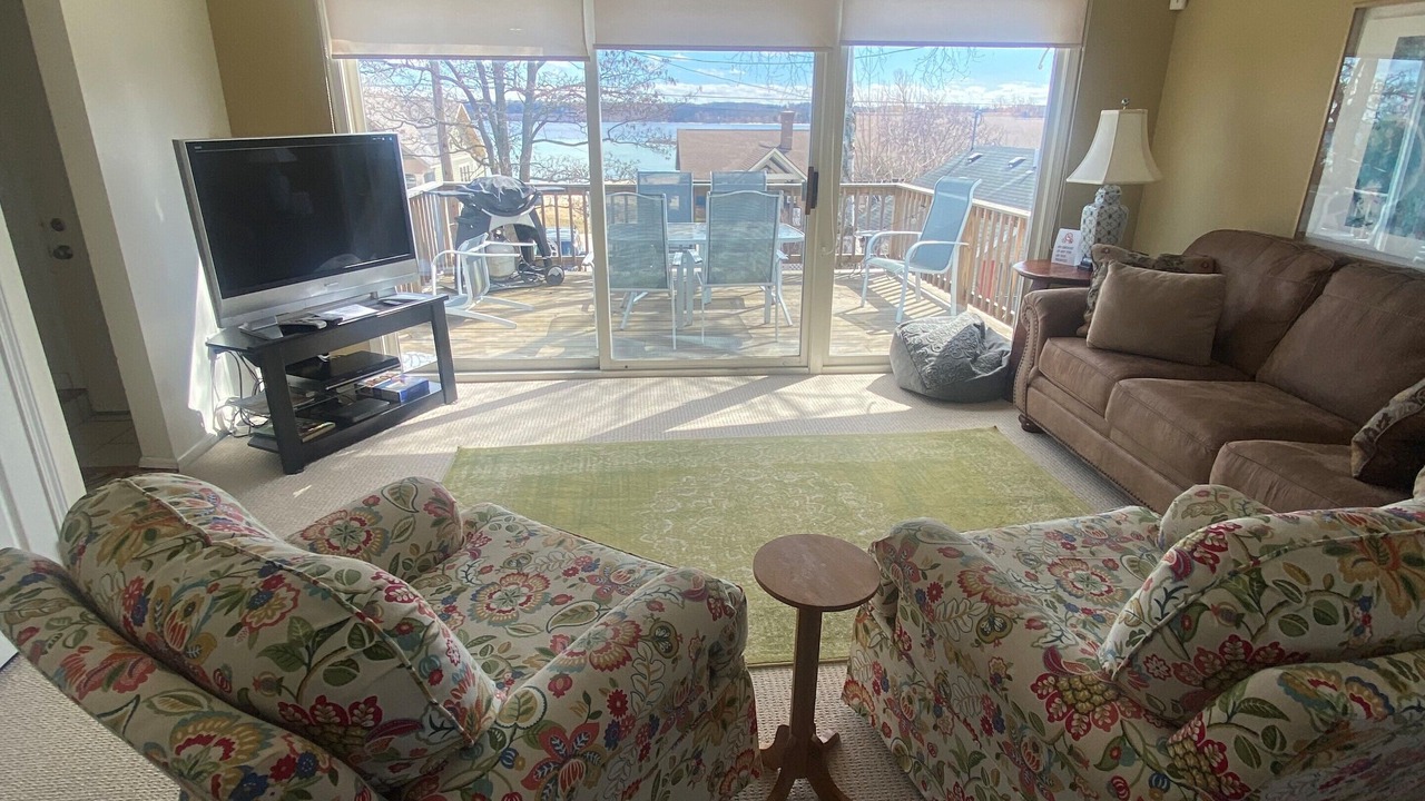 Photo of Livingroom in Suttons Bay