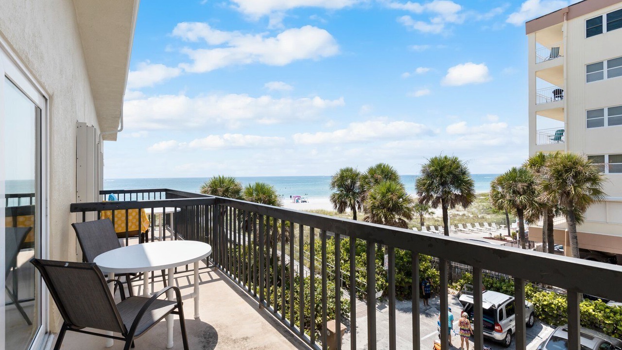 Photo of Patio Balcony in Madeira Beach