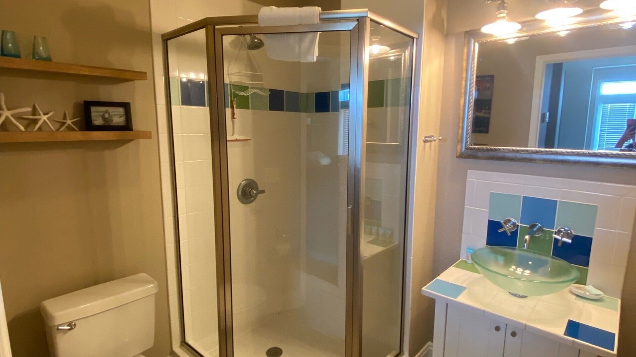 Photo of Bathroom in Seagrass
