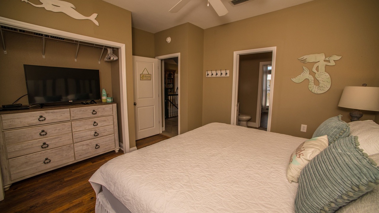 Photo of Bedroom in Seagrass
