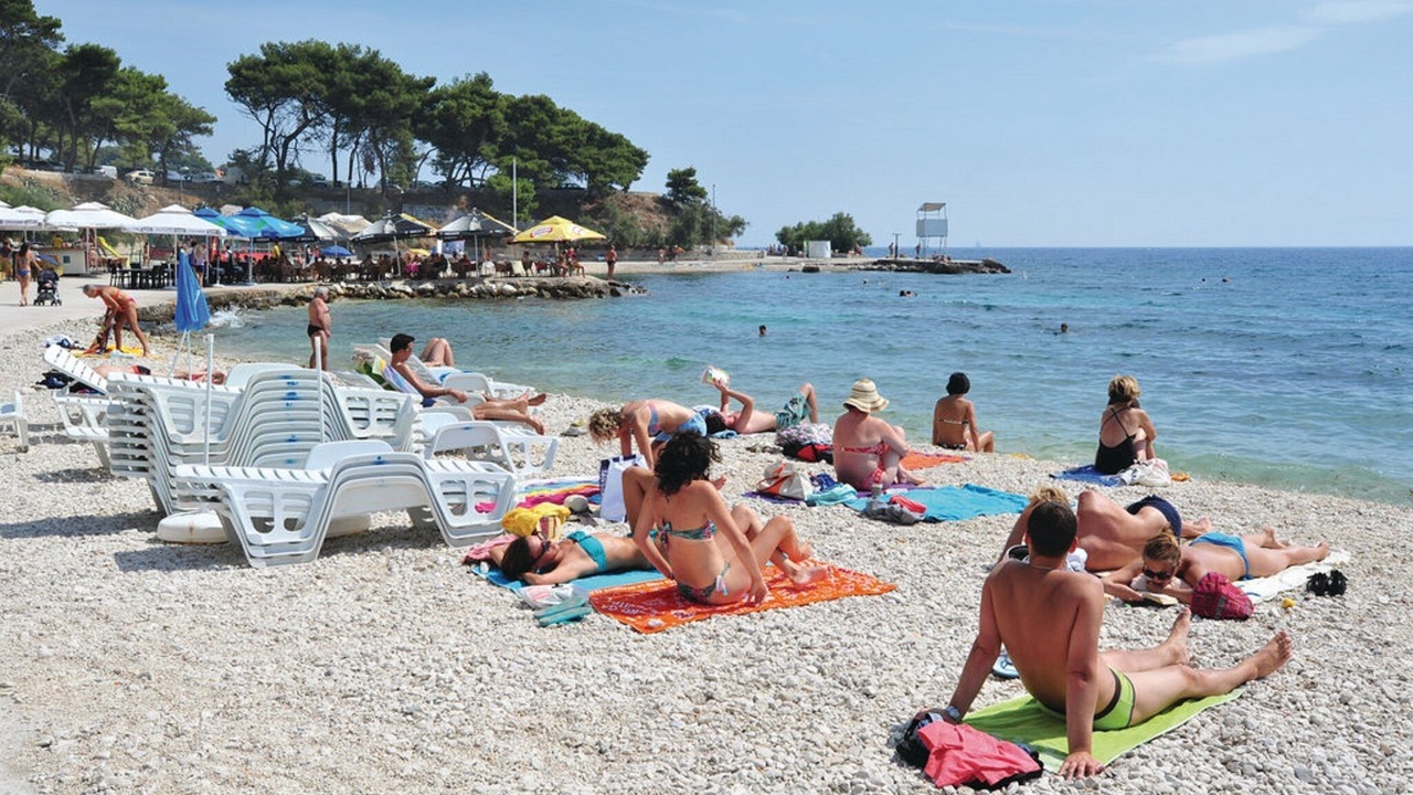 Photo of Others in Solin