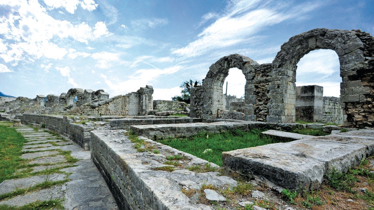 Photo of Others in Solin