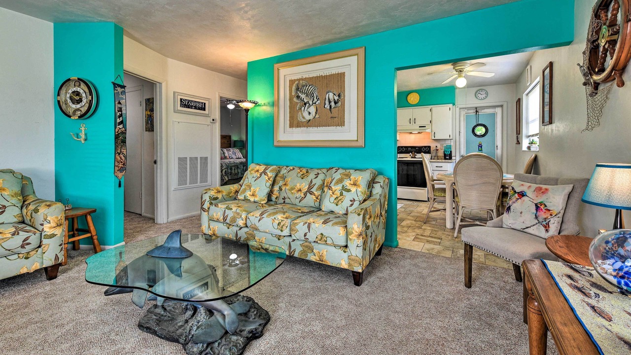Photo of Livingroom in Whitney Beach