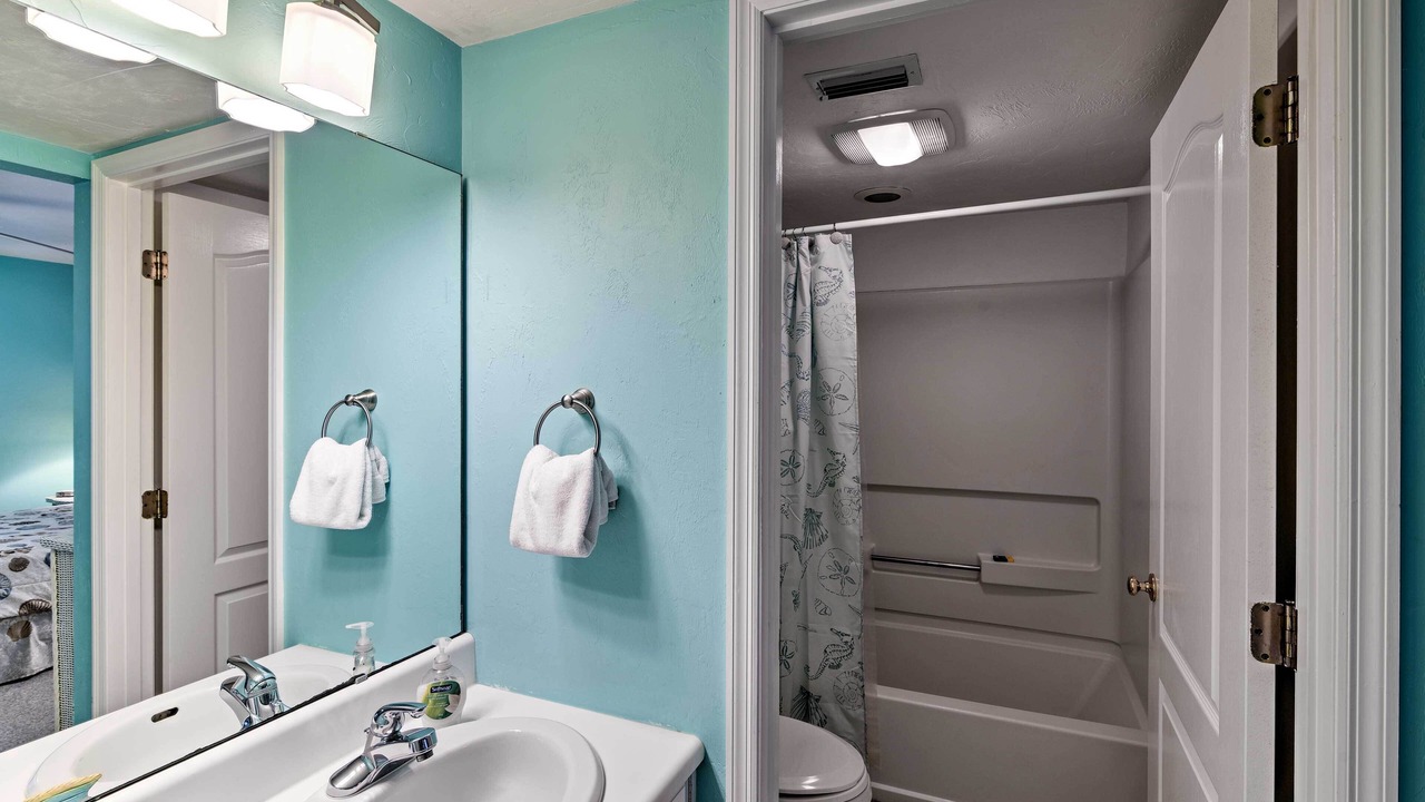 Photo of Bathroom in Cedar Key
