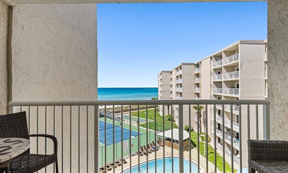 Photo of Patio Balcony in Holiday Isle