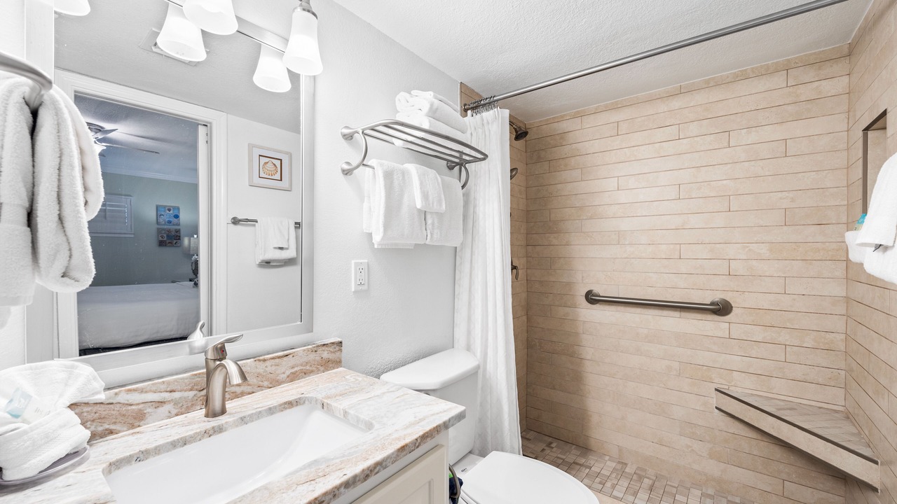 Photo of Bathroom in Holiday Isle