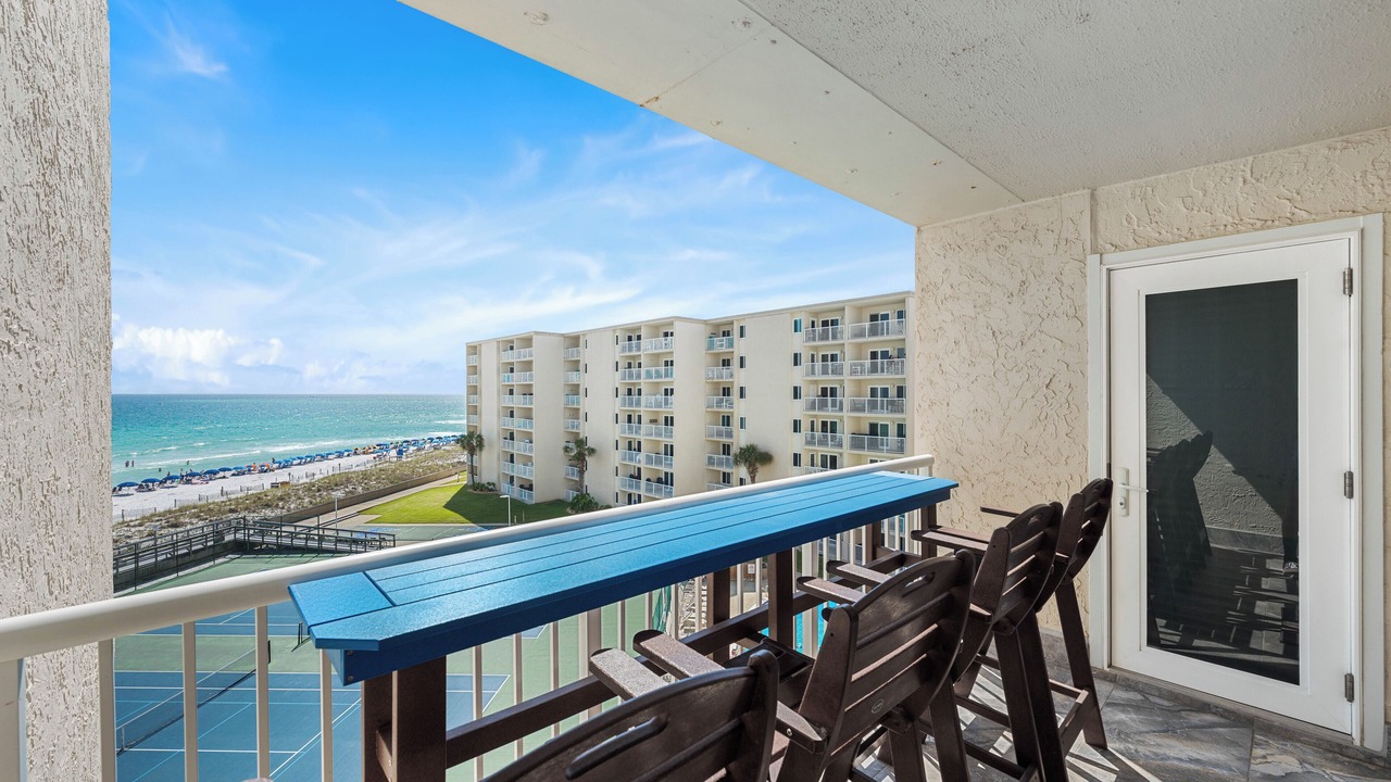 Photo of Patio Balcony in Holiday Isle