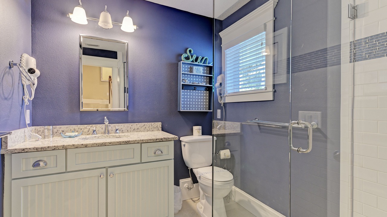Photo of Bathroom in Holmes Beach