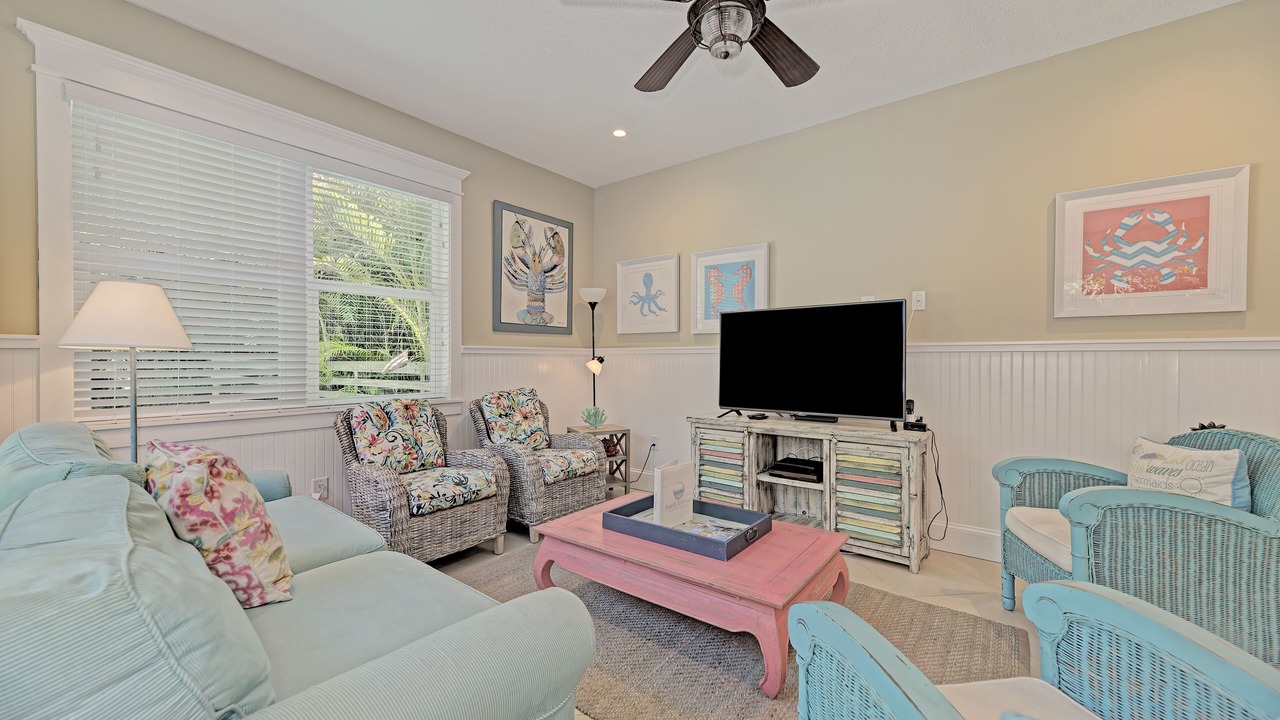 Photo of Livingroom in Holmes Beach