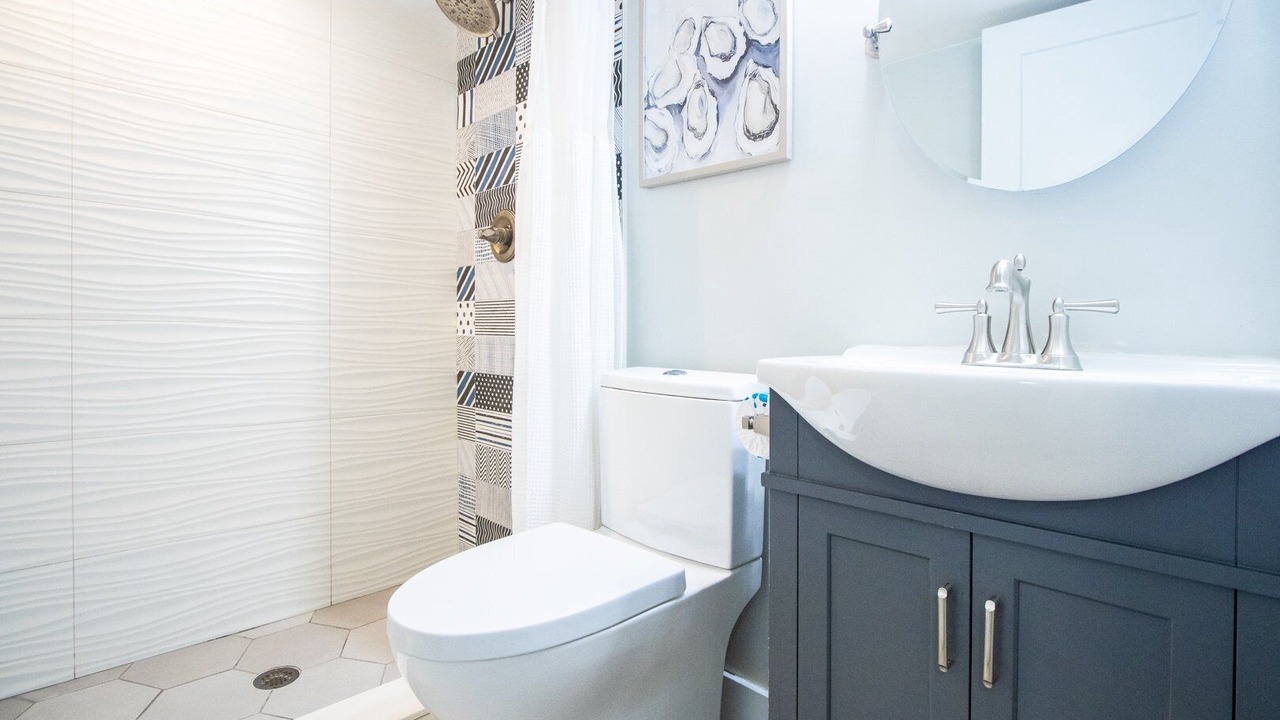 Photo of Bathroom in Cocoa Beach