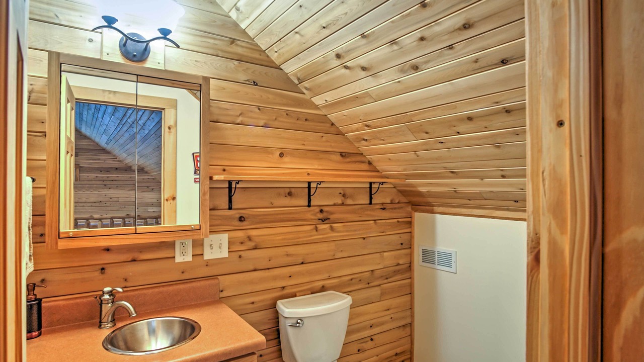 Photo of Bathroom in Pentwater