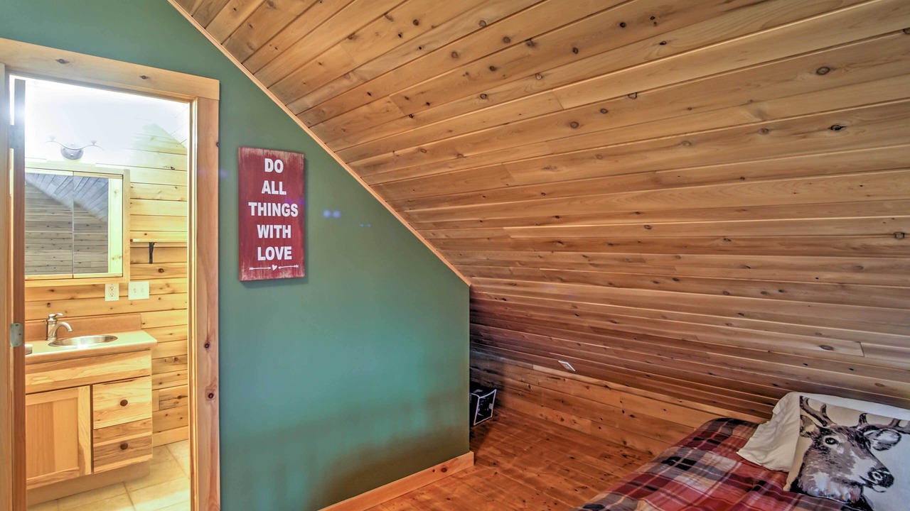 Photo of Bedroom in Pentwater