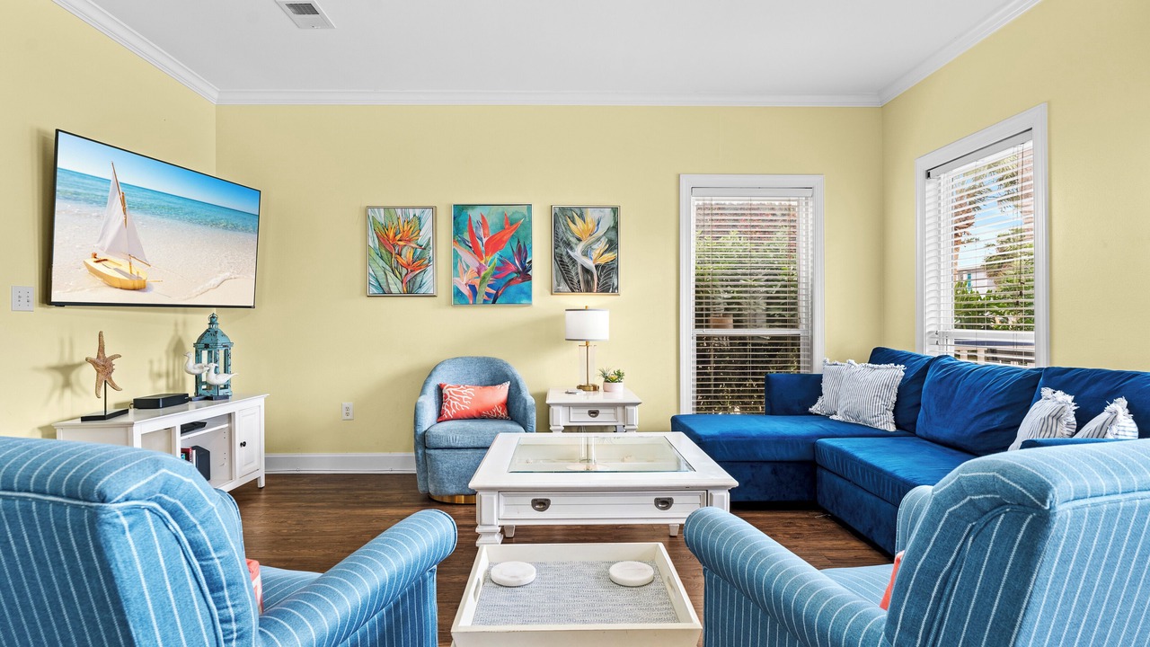 Photo of Livingroom in Crystal Shores