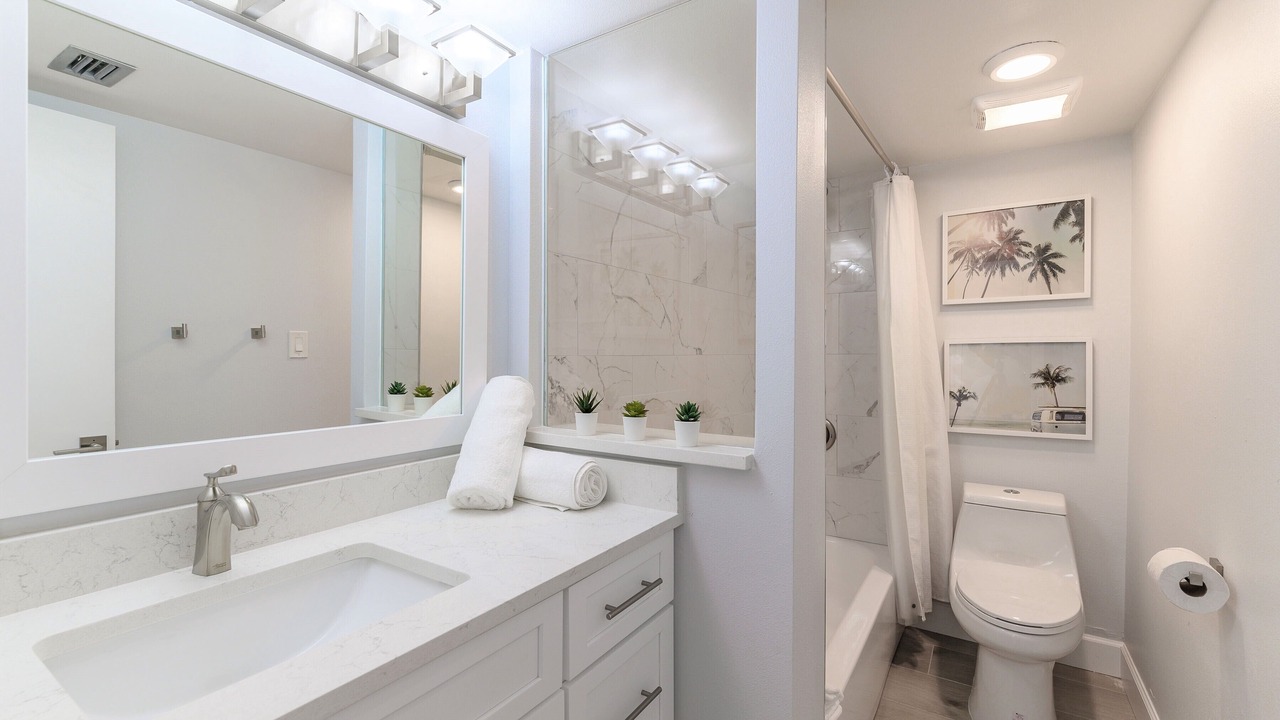 Photo of Bathroom in Cocoa Beach