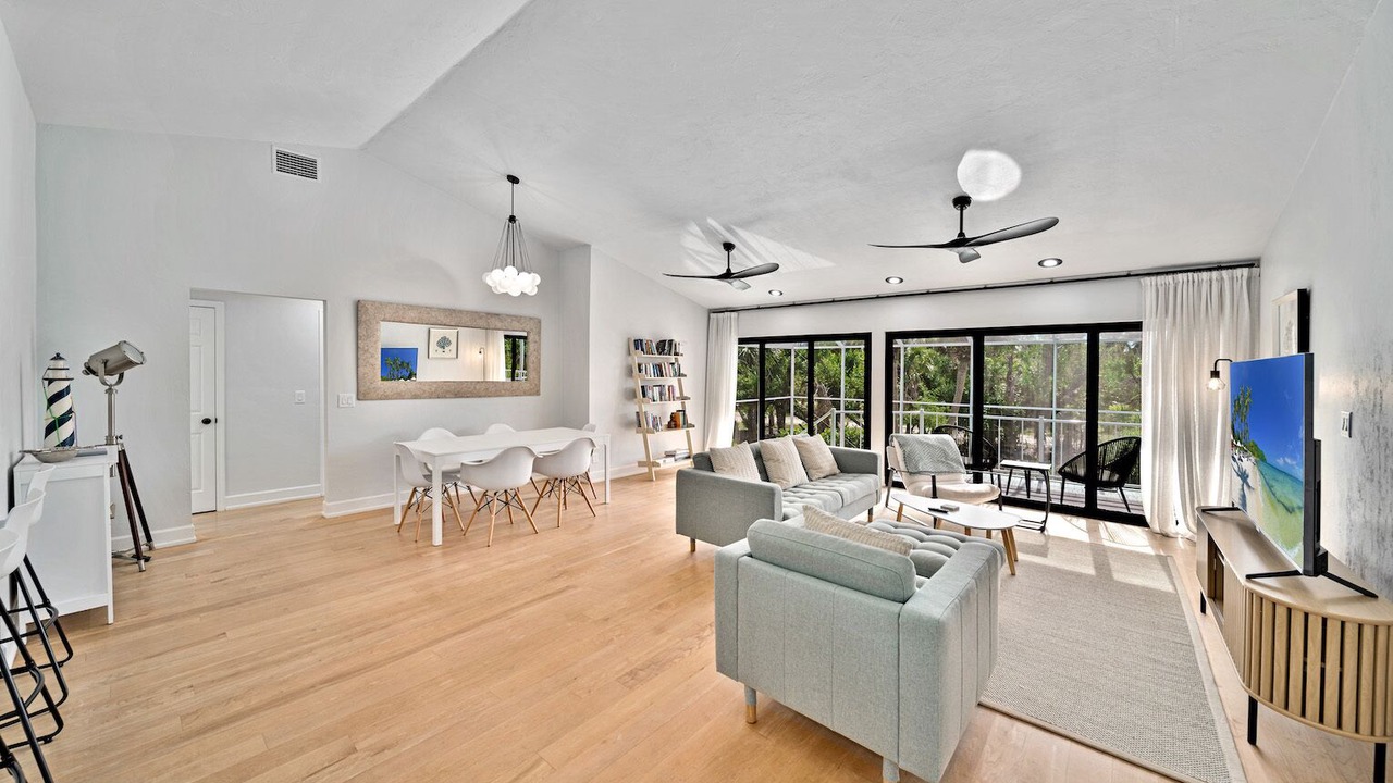Photo of Livingroom in Sanibel