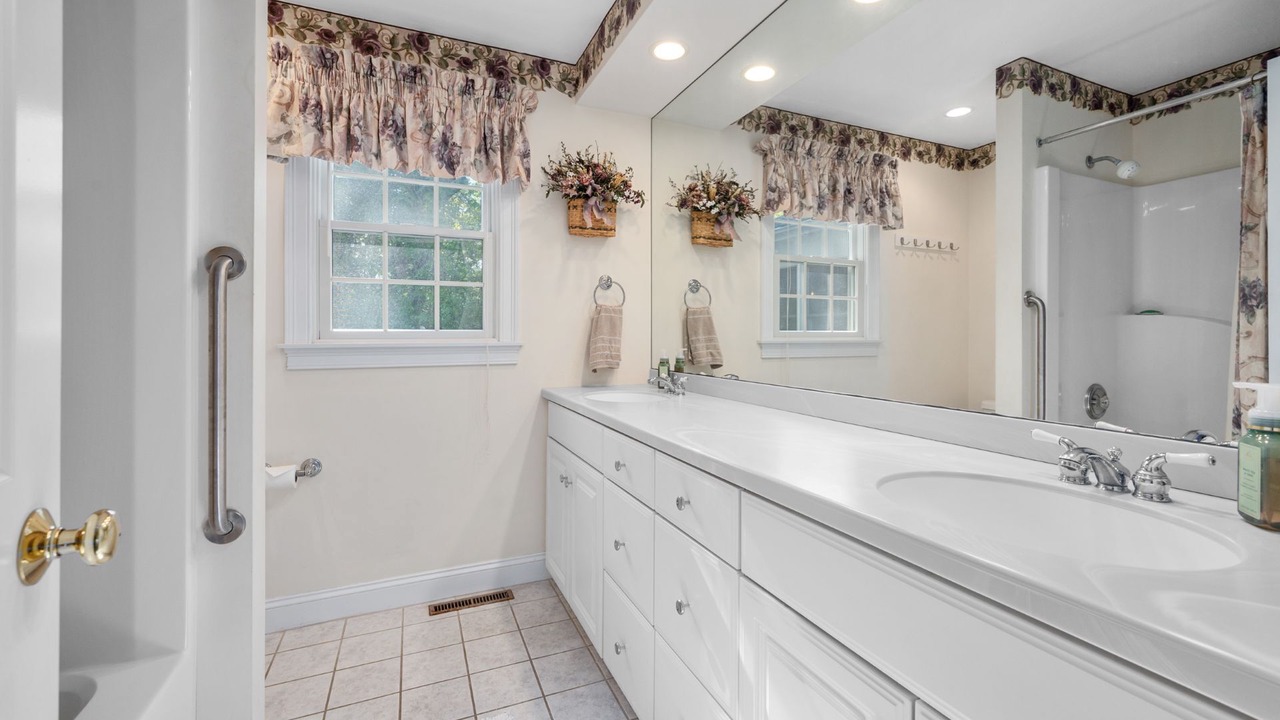 Photo of Bathroom in South Harwich