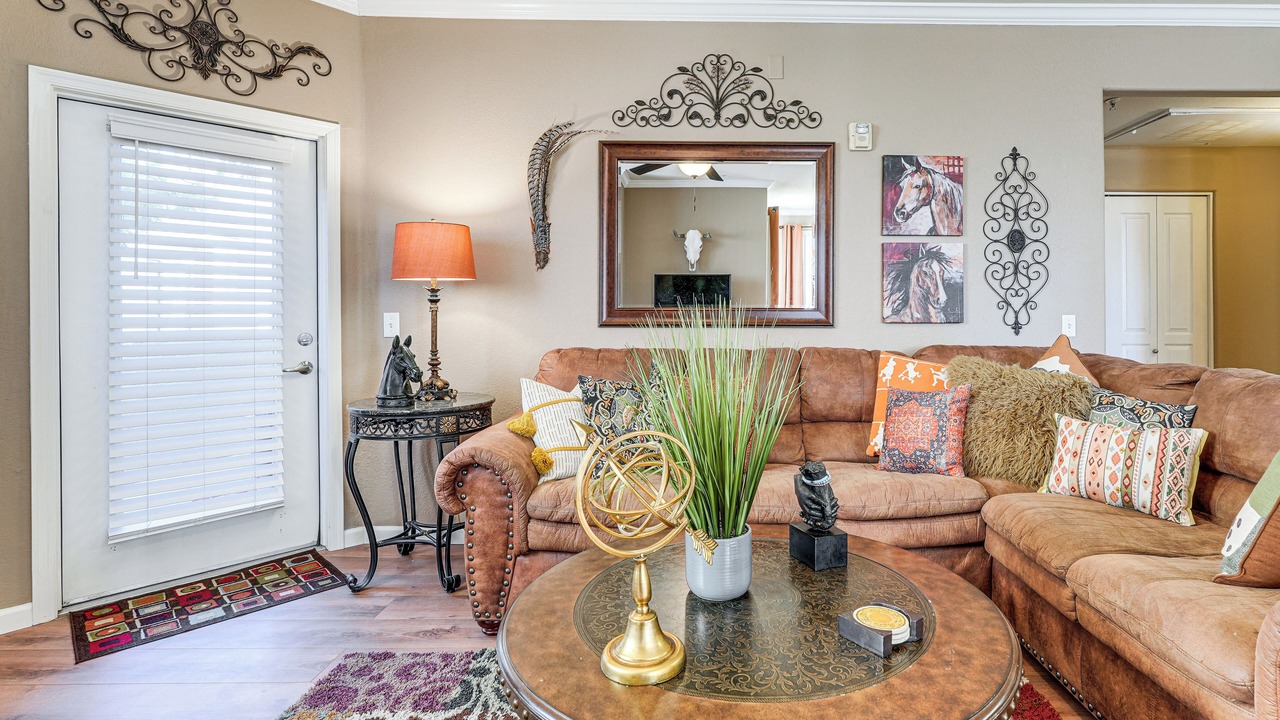 Photo of Livingroom in Gilbert