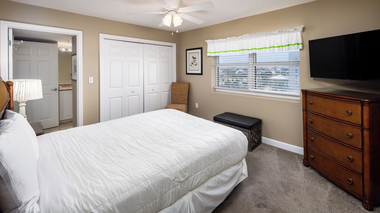 Photo of Bedroom in Fort Walton Beach
