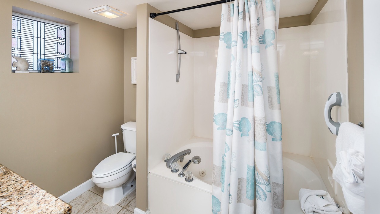 Photo of Bathroom in Fort Walton Beach