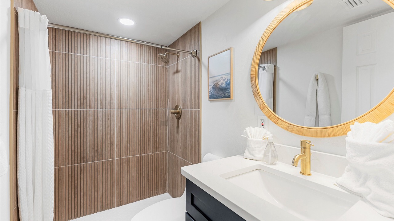 Photo of Bathroom in Cocoa Beach