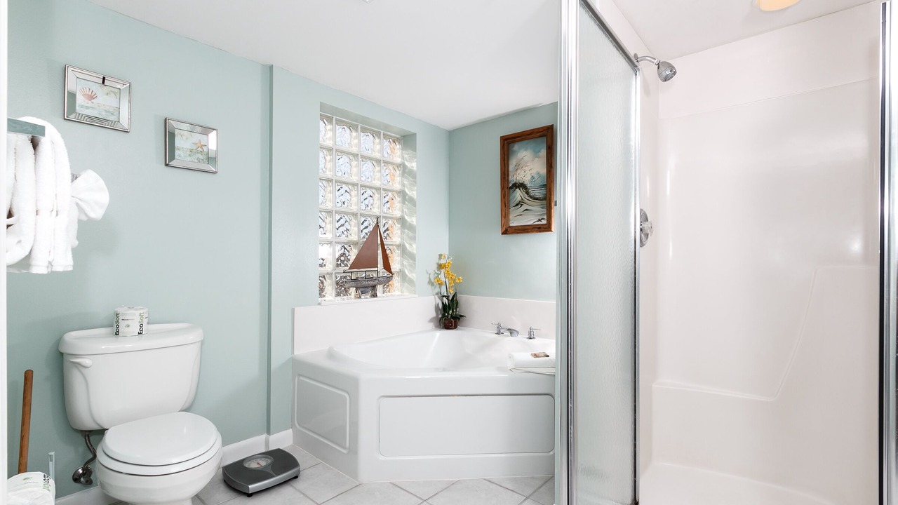 Photo of Bathroom in Fort Walton Beach