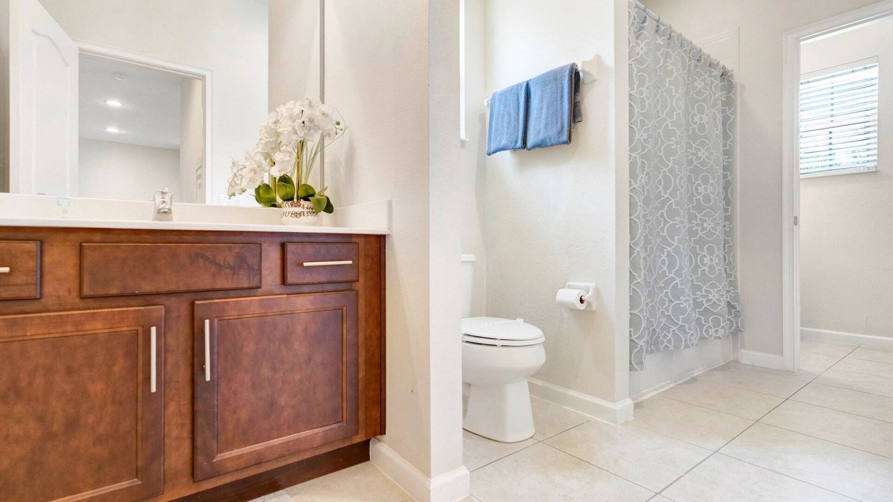 Photo of Bathroom in Loughman