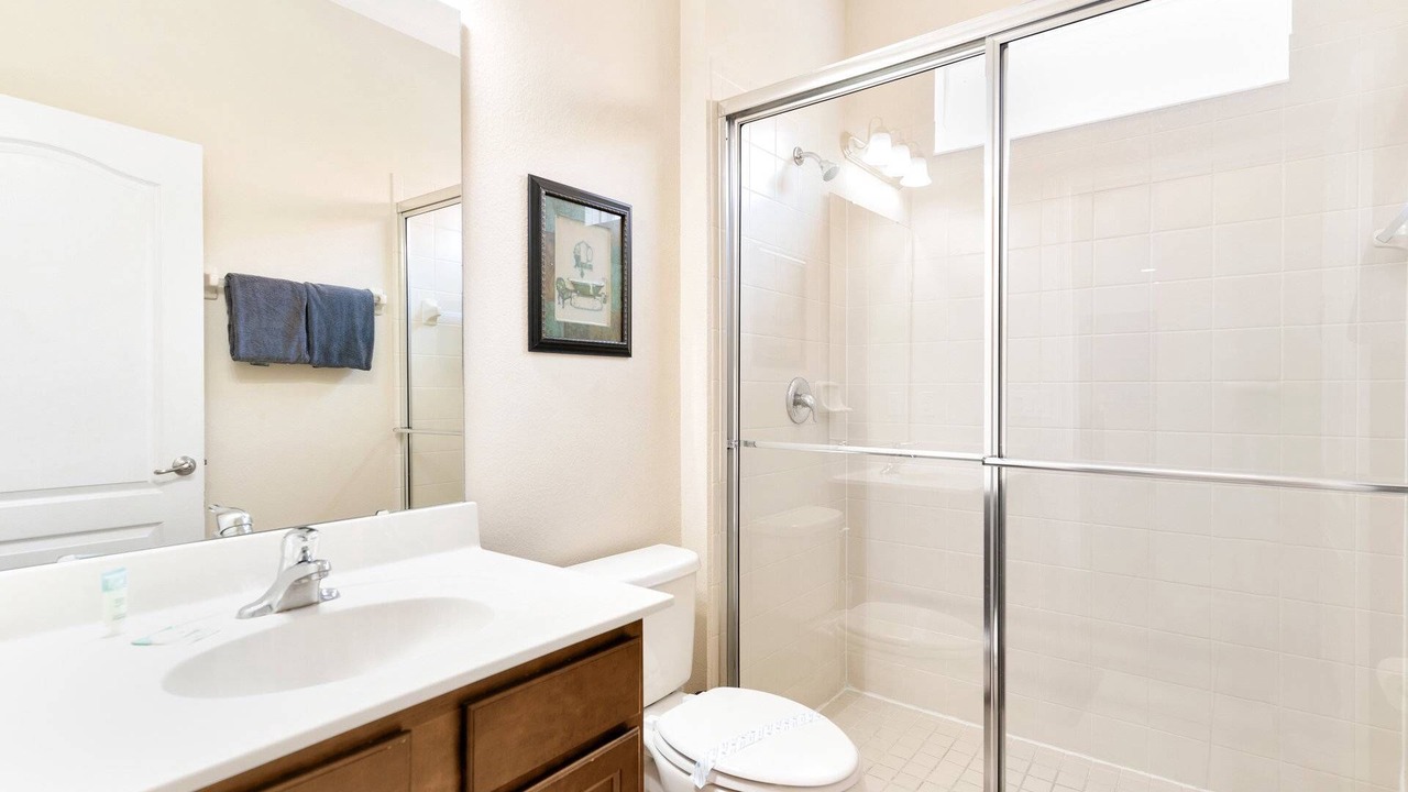 Photo of Bathroom in Loughman