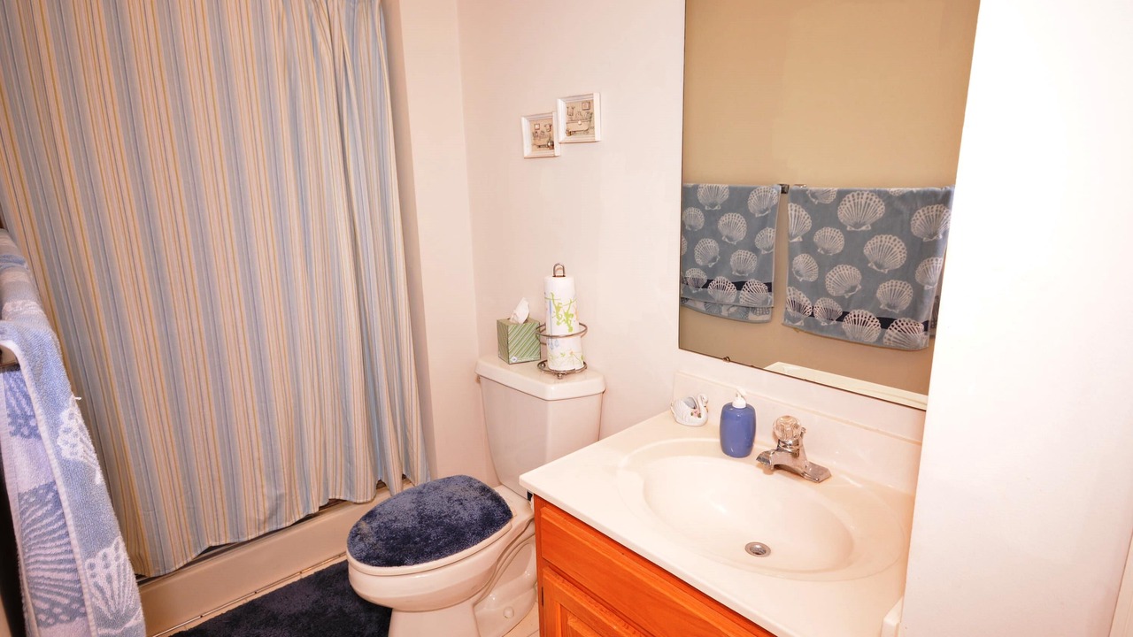 Photo of Bathroom in Caine Woods