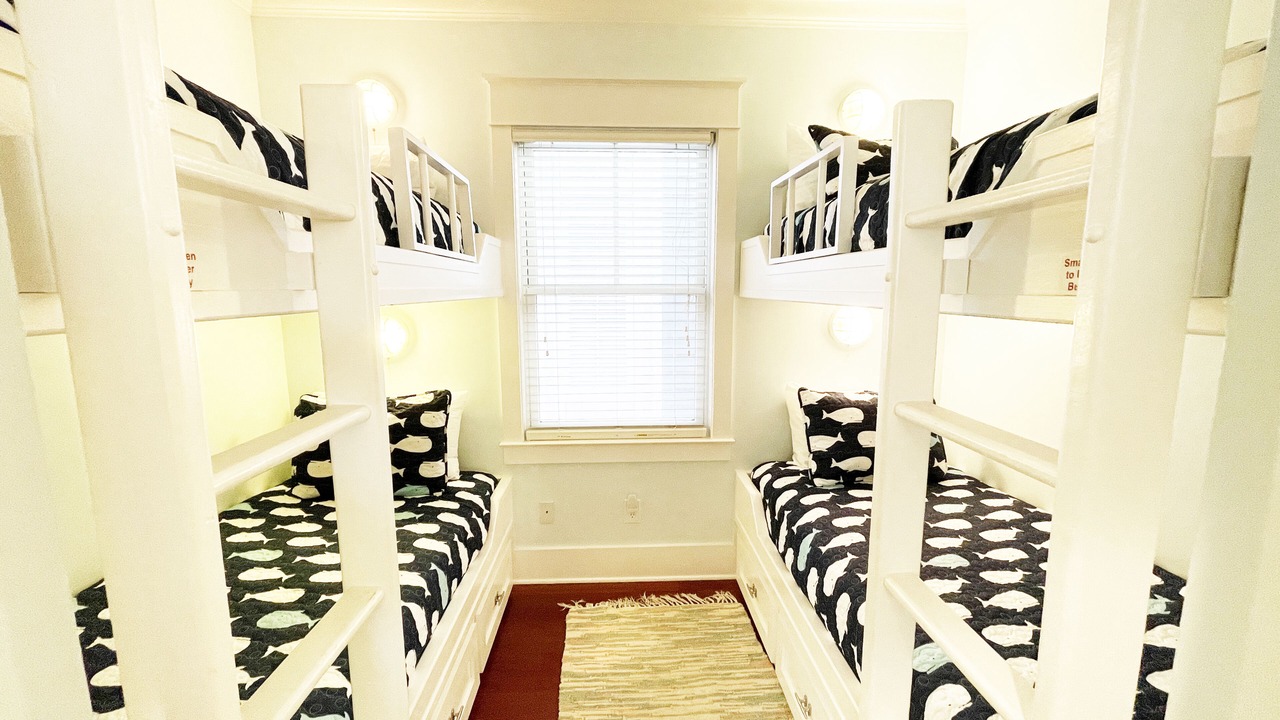 Photo of Bedroom in Seagrove Beach