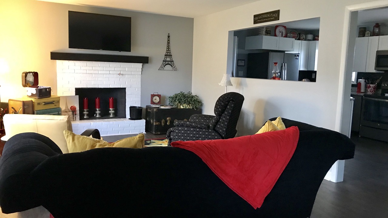 Photo of Livingroom in Grottoes